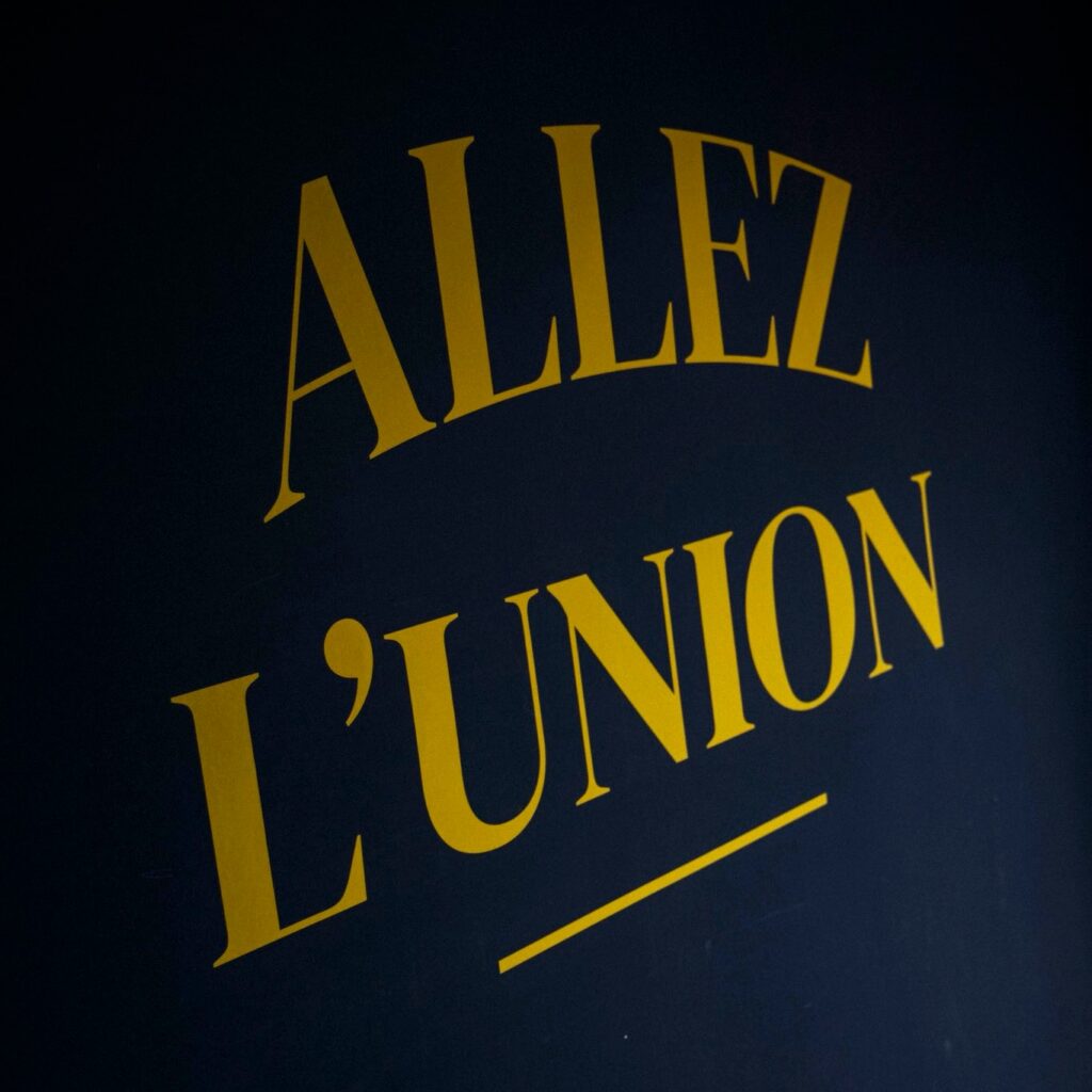 Vinylsticker uitgesneden letters